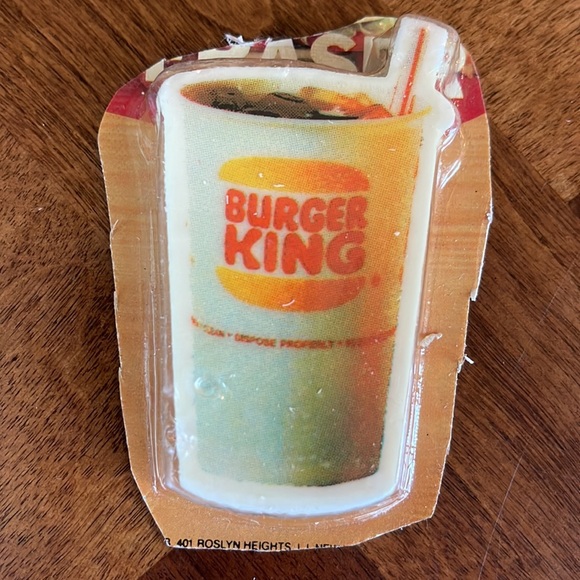 VINTAGE 80S BURGER KING - CRAYON & ERASER SET - Picture 5 of 14